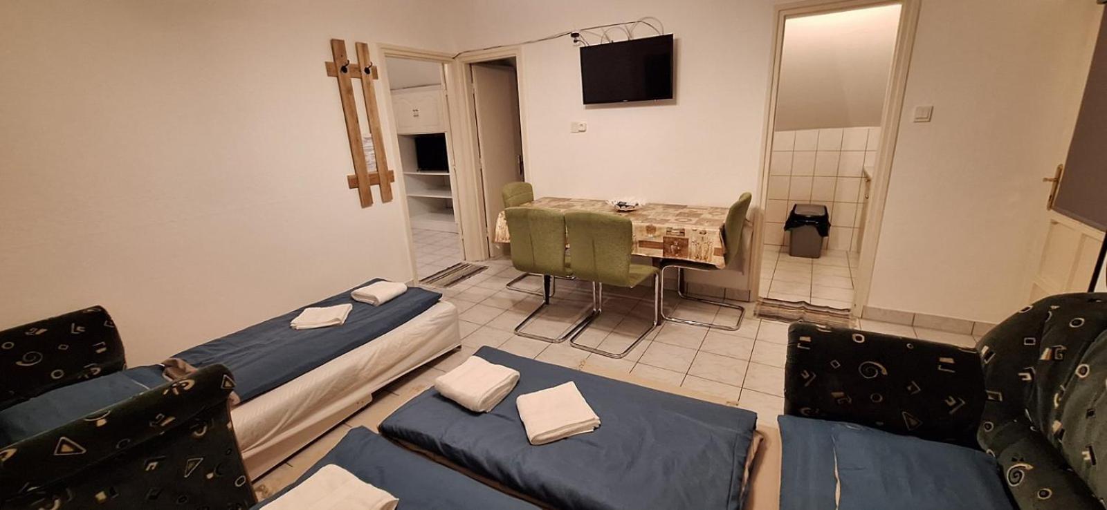 Ferienwohnung Benitta Vendégház Hajdúszoboszló Exterior foto